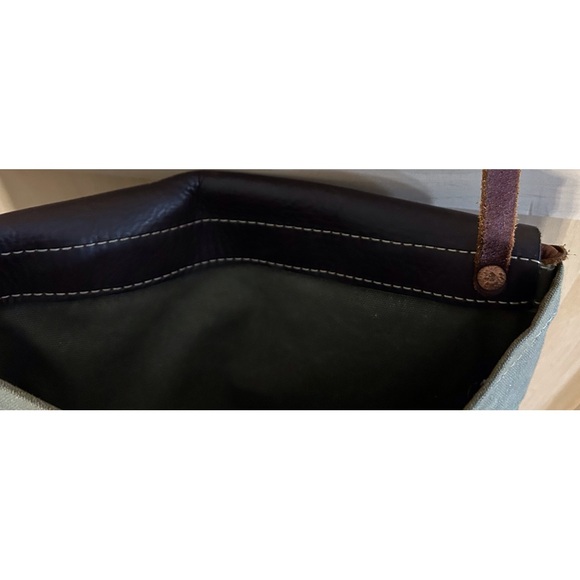 Orox Crossbody Satchel - Picture 9 of 15